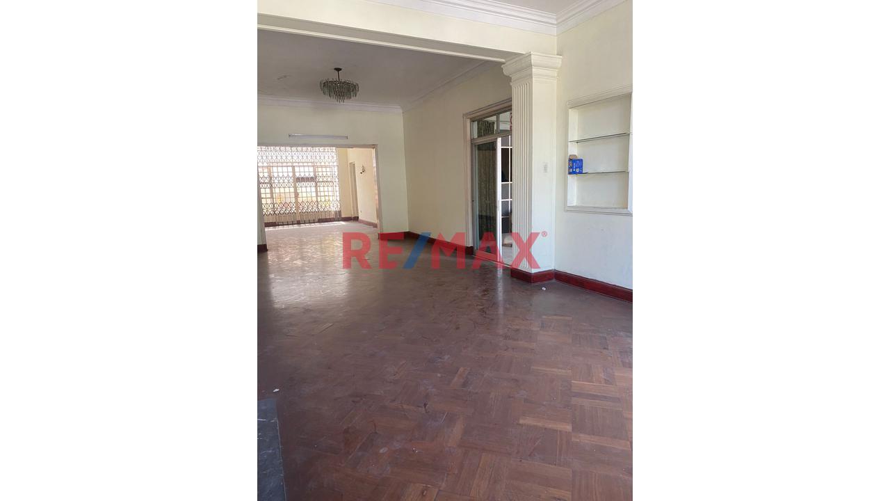 Se Vende Casa Como Terreno En Cercado De Lima - 14