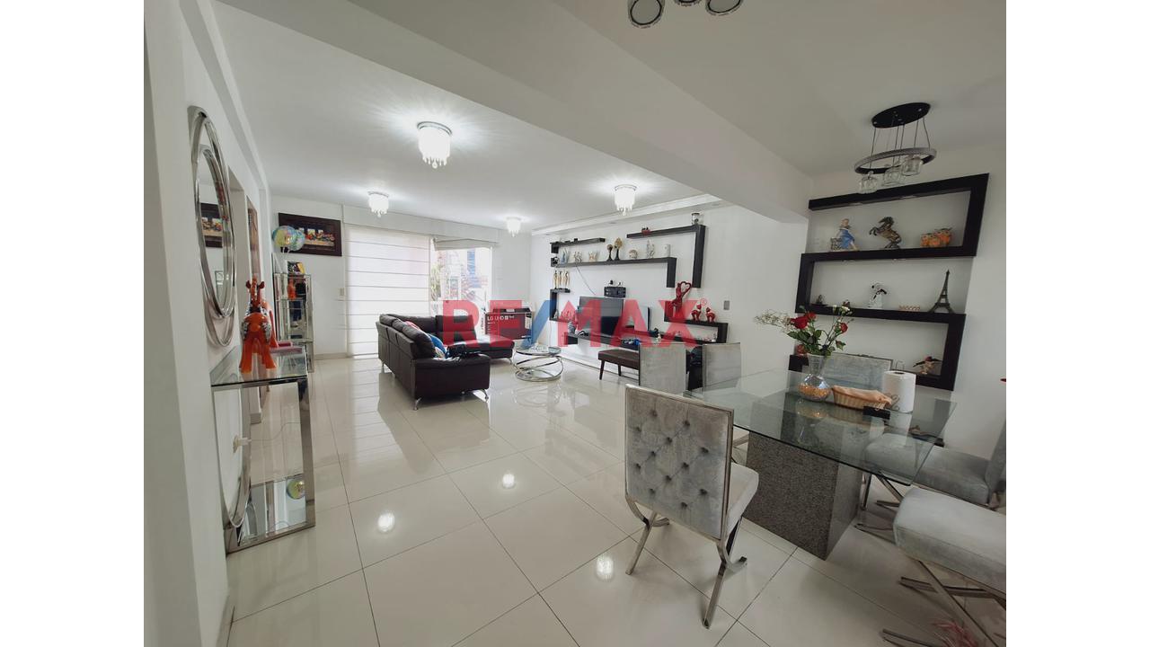 Vendo Departamento Duplex En Zona Residencial Exclusiva De Santiago De Surco — foto 14