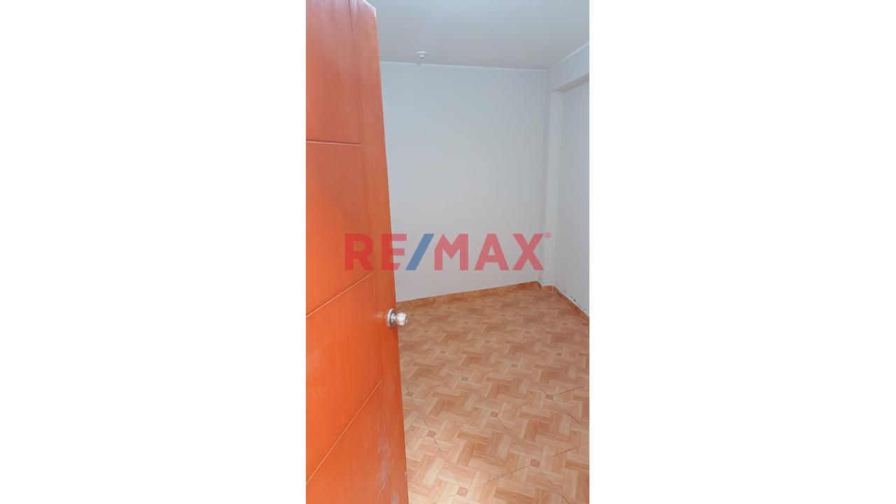 Vendo Casa De Ocasión En Puente Piedra – Ideal Para Familias! 🏡 A Solo $80,000 Negociables 🔑 - 2