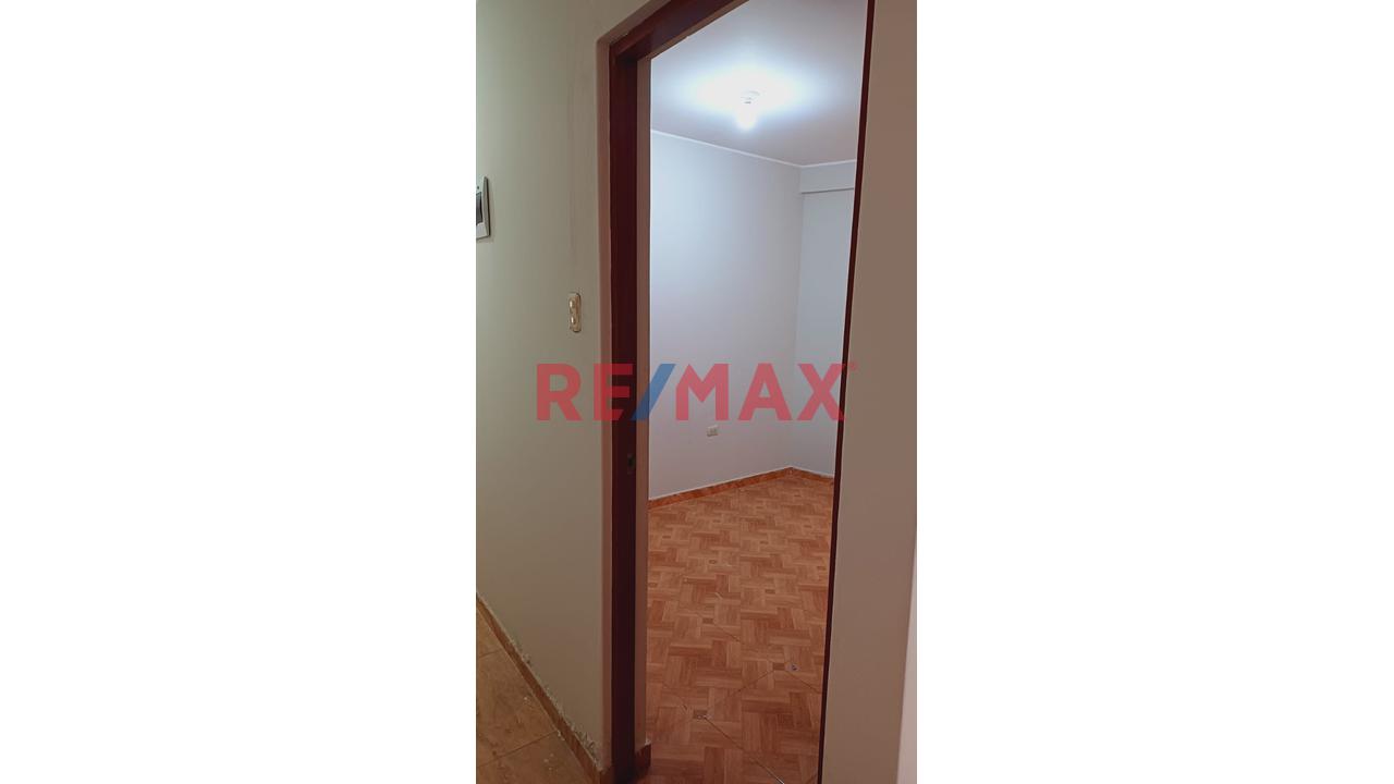 Vendo Casa De Ocasión En Puente Piedra – Ideal Para Familias! 🏡 A Solo $80,000 Negociables 🔑 - 9