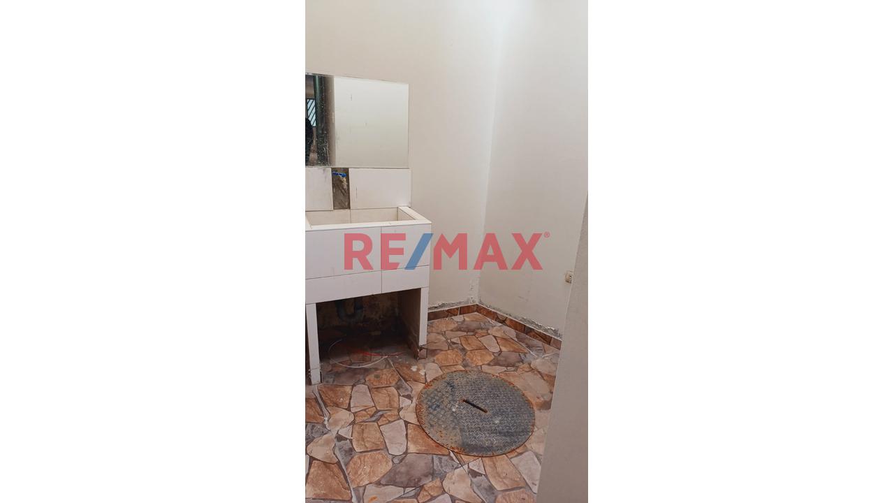 Vendo Casa De Ocasión En Puente Piedra – Ideal Para Familias! 🏡 A Solo $80,000 Negociables 🔑 - 1