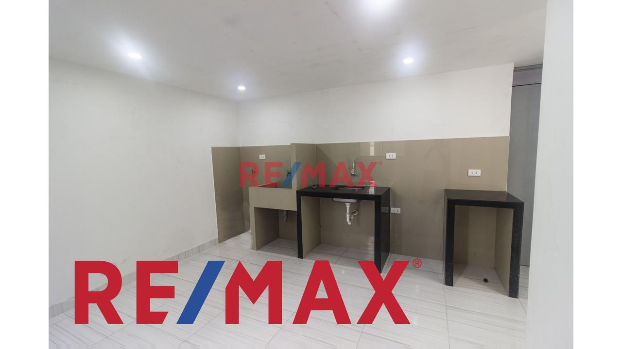 Se Vende Mini Departamento En San Juan De Miraflores En Cuarto Piso 403 — foto 5