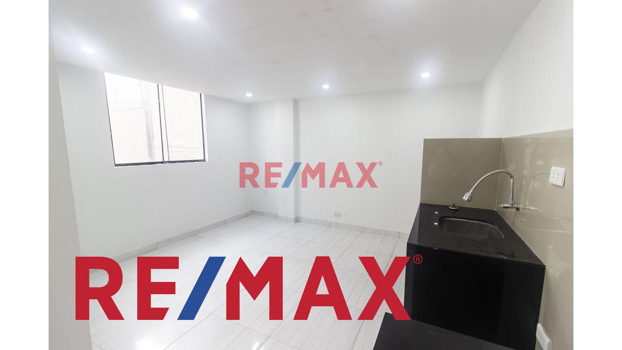 Se Vende Mini Departamento En San Juan De Miraflores En Cuarto Piso 403