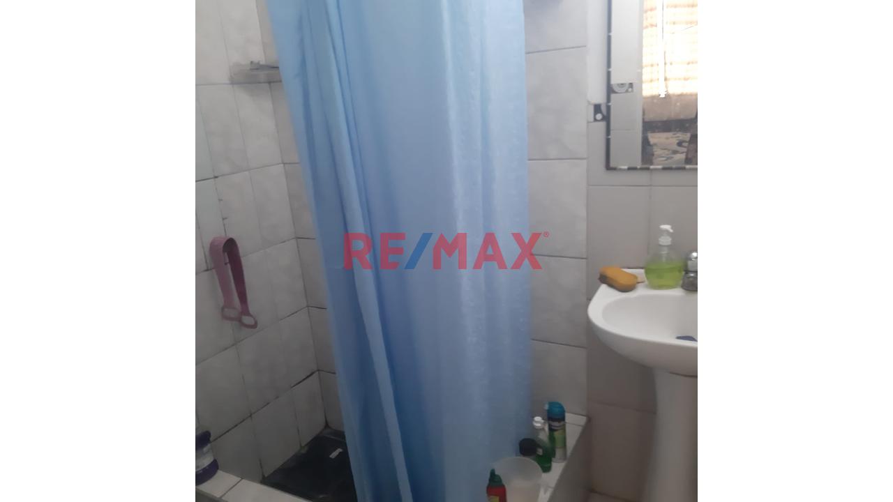 Casa En Av Separadora Industrial De 2 Pisos — foto 7