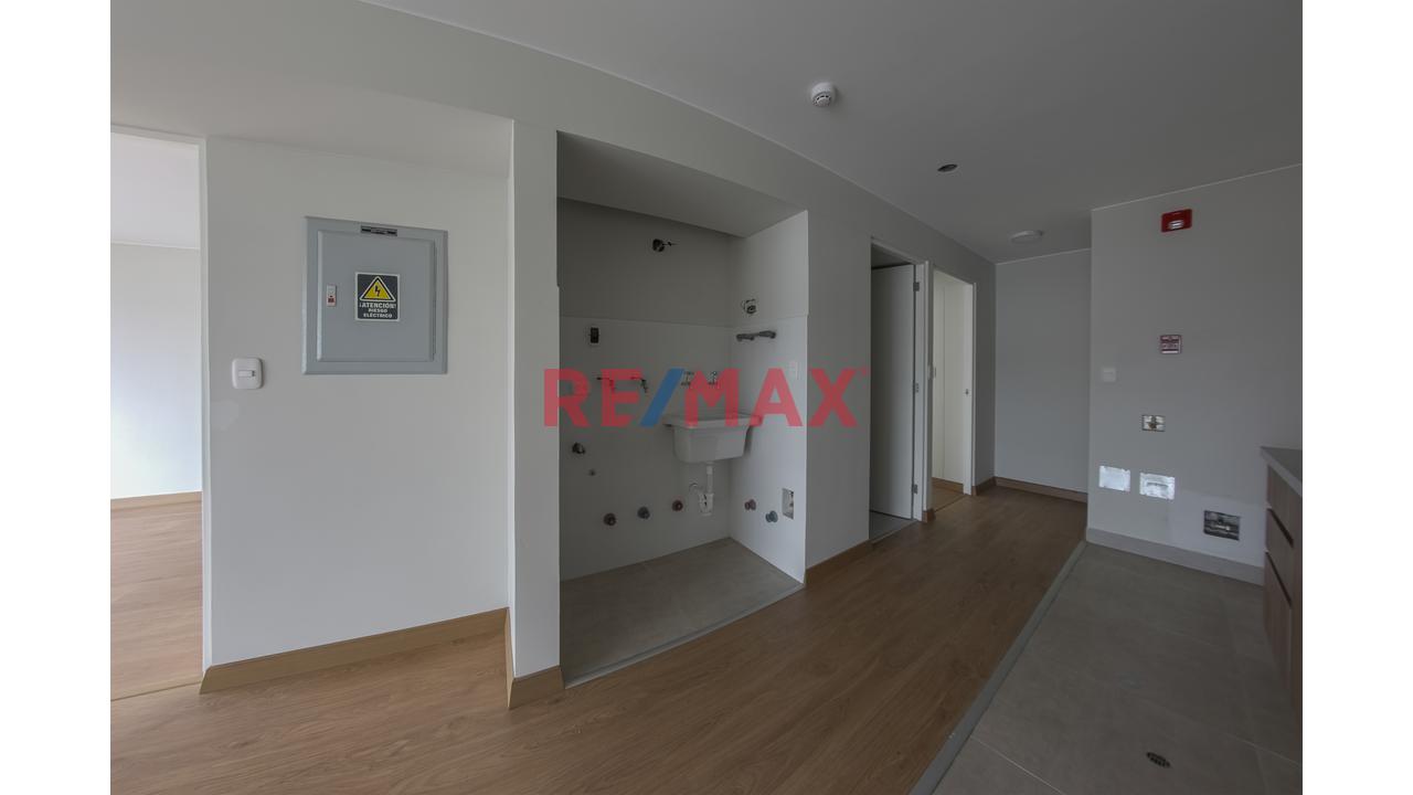 Oportunidad De Estreno: Flat Con Balcón - 6