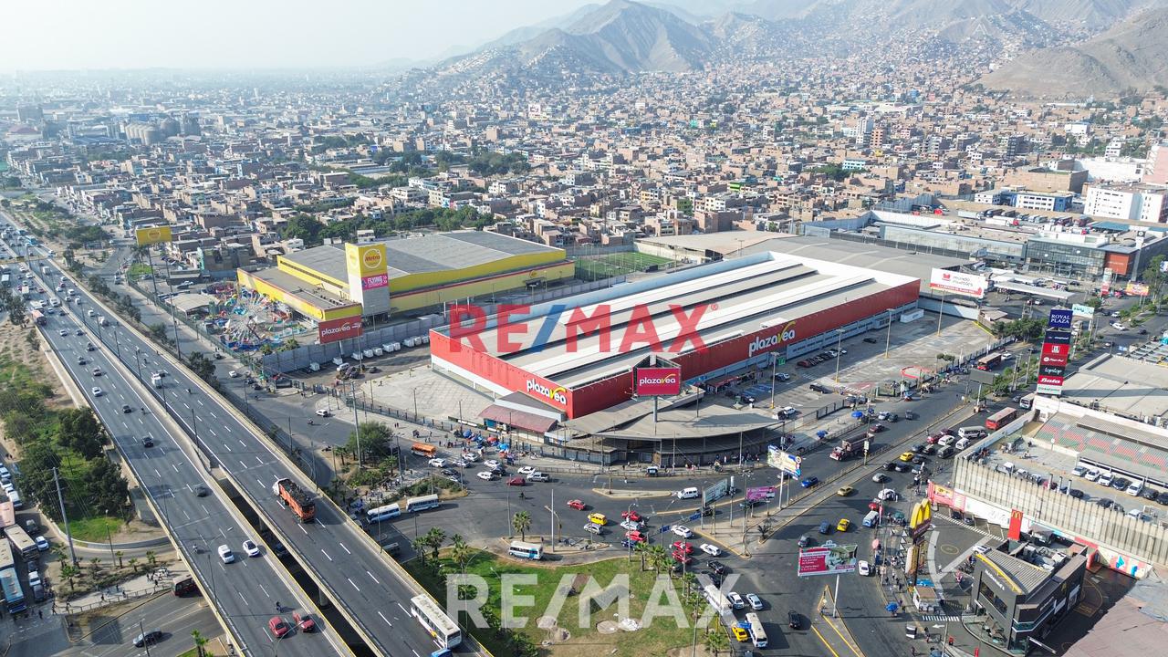 Local Comercial En Zona De Alto Flujo Comercial | Los Olivos