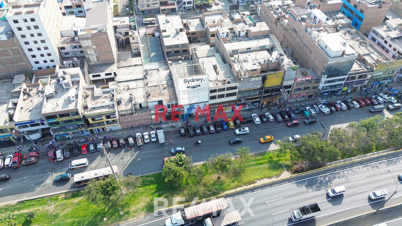 Local Comercial En Zona De Alto Flujo Comercial | Los Olivos — foto 9