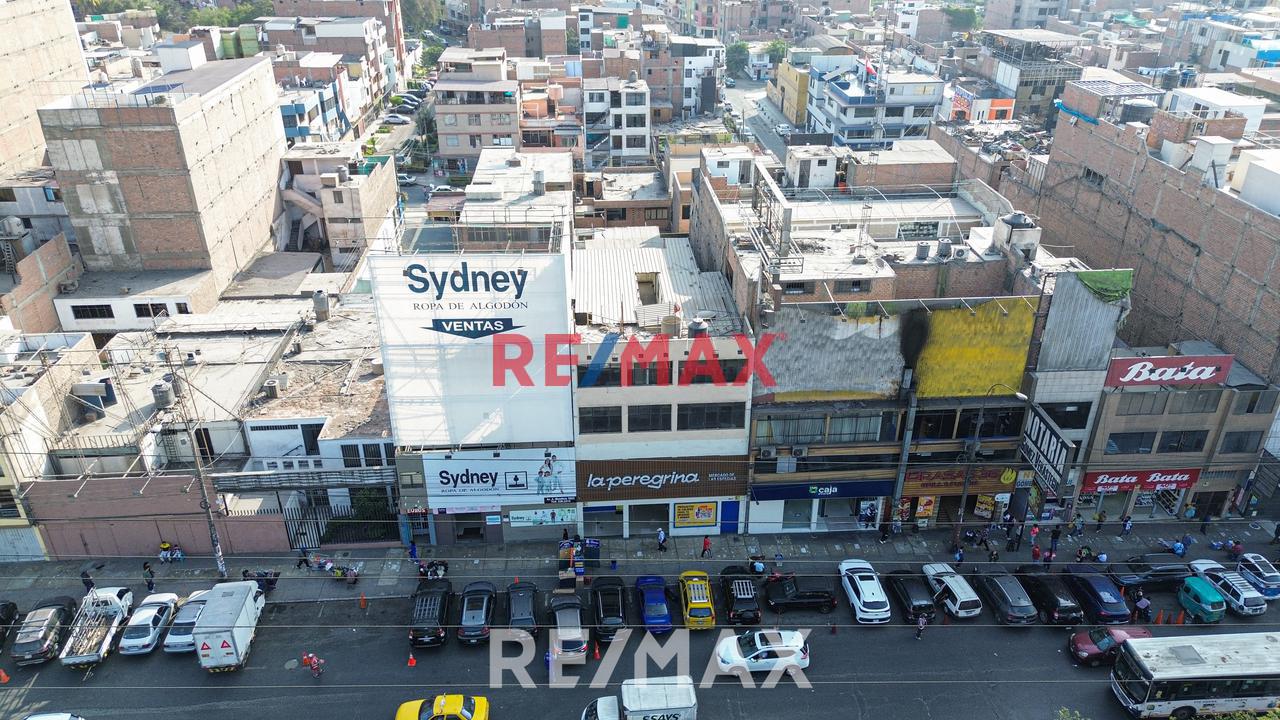 Local Comercial En Zona De Alto Flujo Comercial | Los Olivos — foto 2