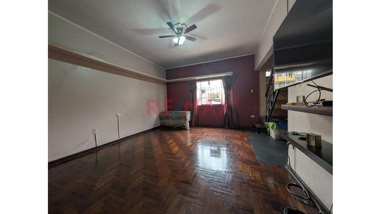 Venta De Departamento Duplex En Av Manco Capac - La Victoria - 2
