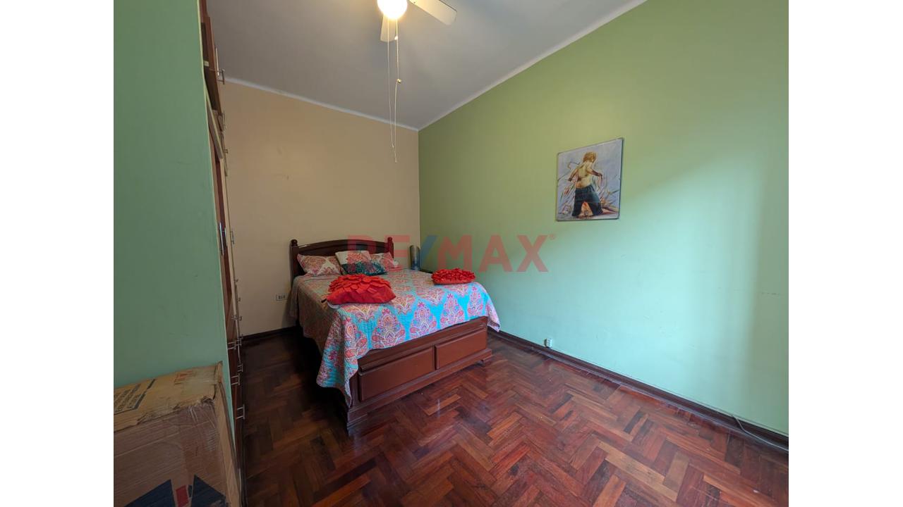 Venta De Departamento Duplex En Av Manco Capac - La Victoria - 9