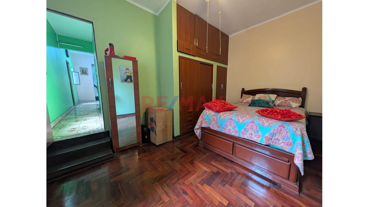 Venta De Departamento Duplex En Av Manco Capac - La Victoria - 10