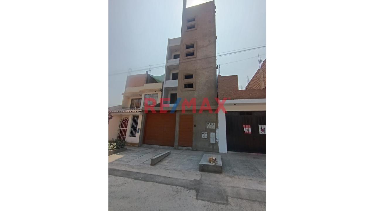 Venta De Departamento En Casco , Sol De Huampani