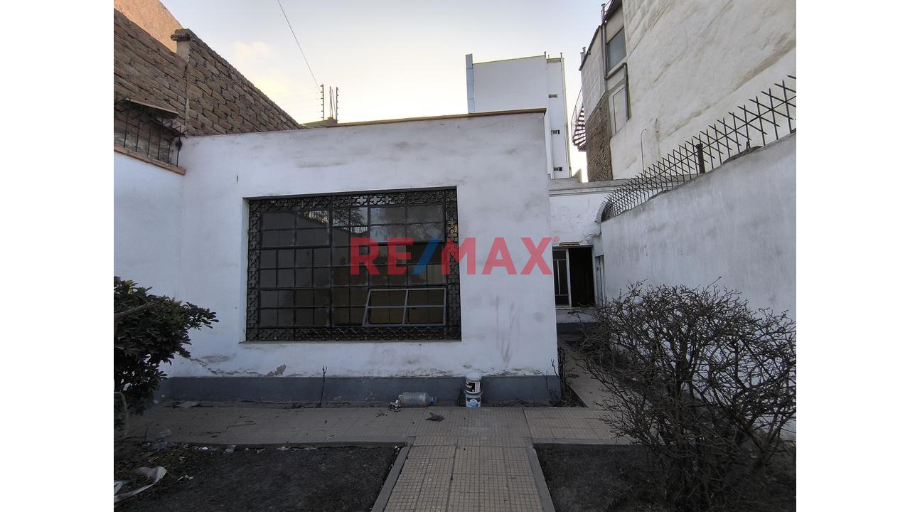 Alquiler De Terreno Comercial En Av. Salaverry Y Av. Cuba - Jesus Maria - 1