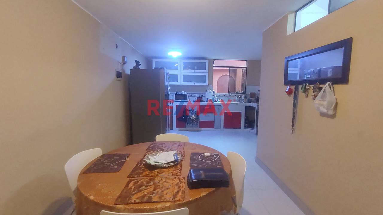 Casa en Venta de 8 dormitorios ubicado en Santa Anita Casa en Venta de 8 dormitorios ubicado en Santa Anita