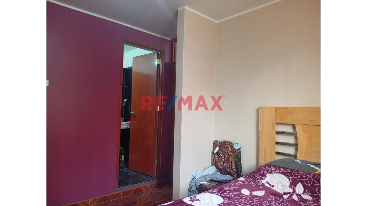 Se Vende Casa  De 4 Pisos Con Local Comercial En Avenida Con Doble Frente — foto 3