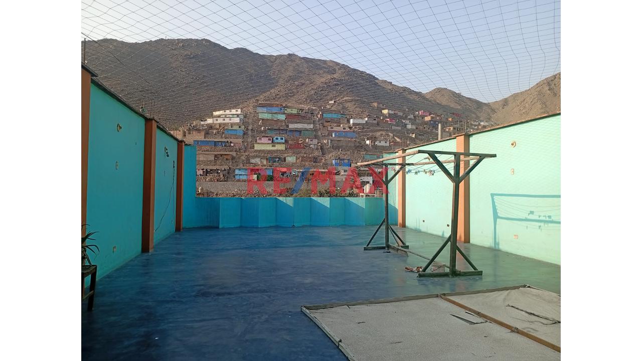 Se Vende Casa  De 4 Pisos Con Local Comercial En Avenida Con Doble Frente — foto 4