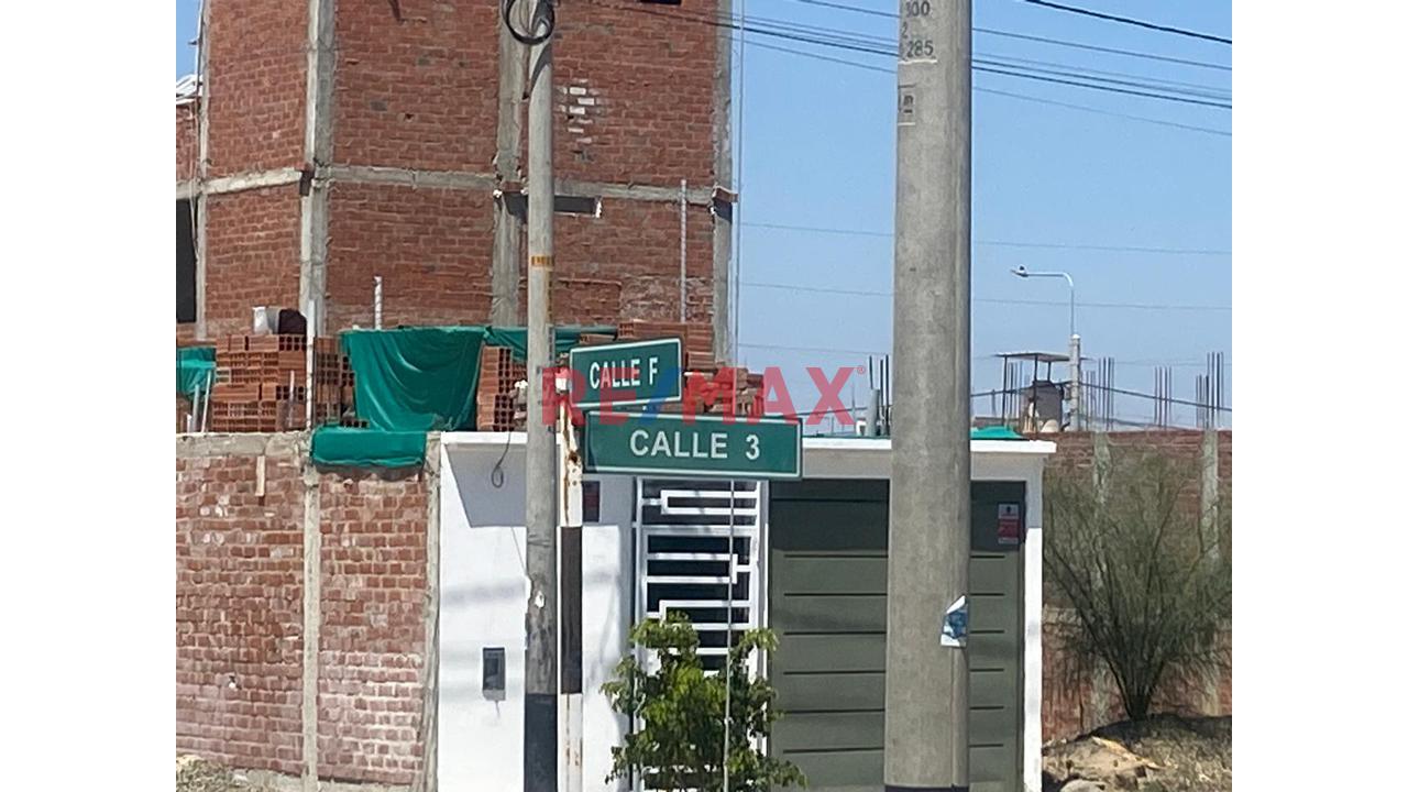 Venta De Terreno En Urb La Rinconada - I Etapa — foto 7