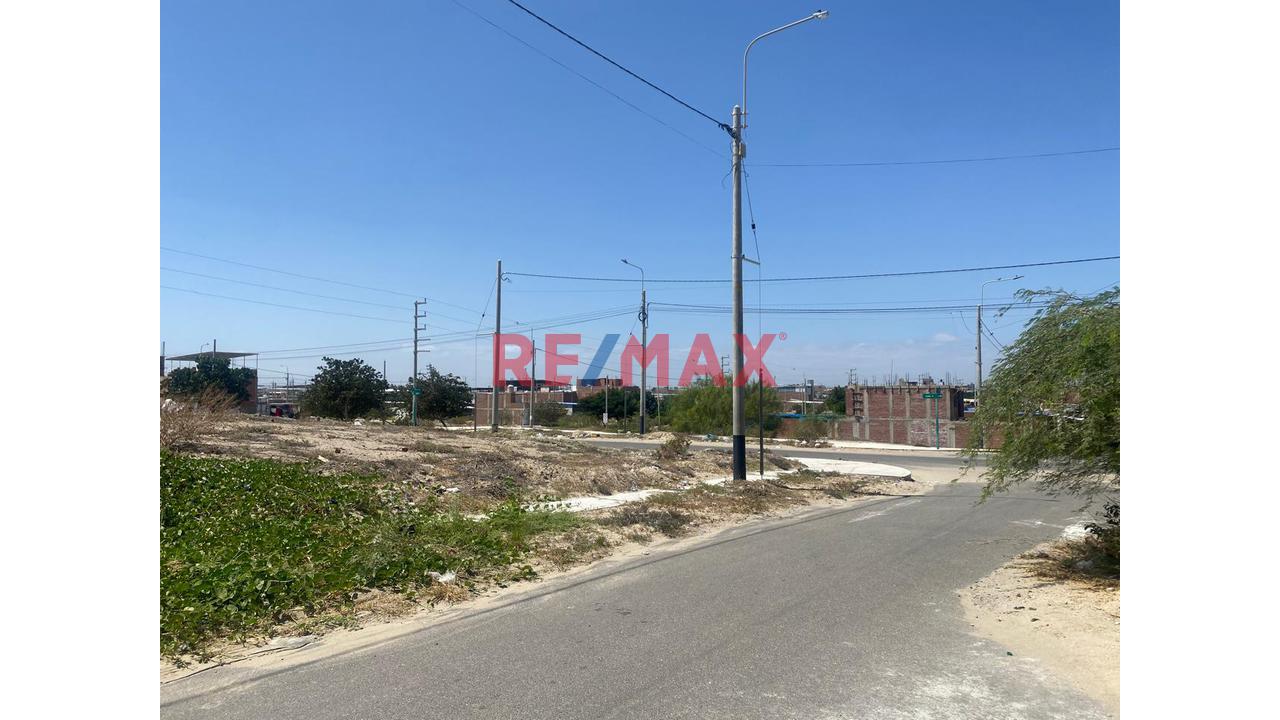 Venta De Terreno En Urb La Rinconada - I Etapa — foto 4
