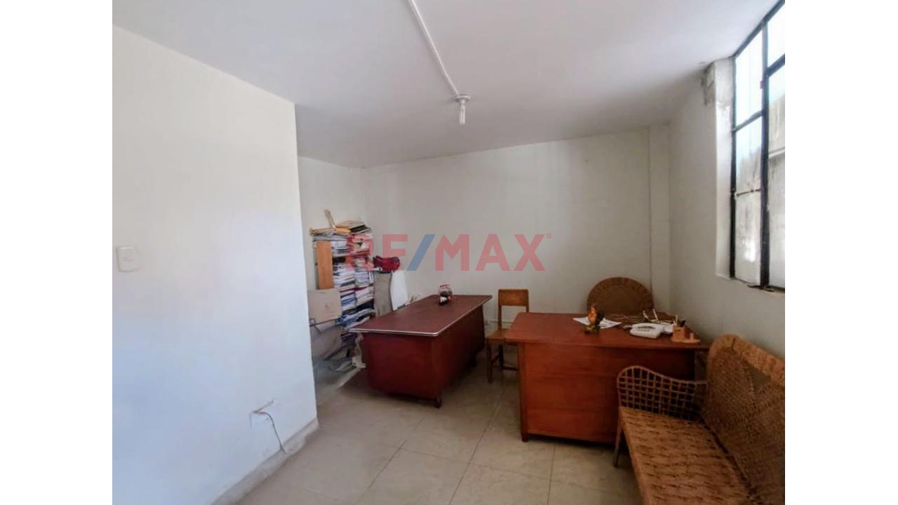 Se Vende  Terreno 210 M2, Jr. De La Justicia 252, Cajamarca - 4