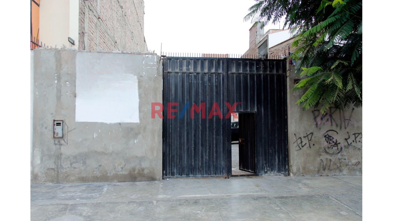 Vendo Terreno De 250 M2 En La Perla - Callao - 1