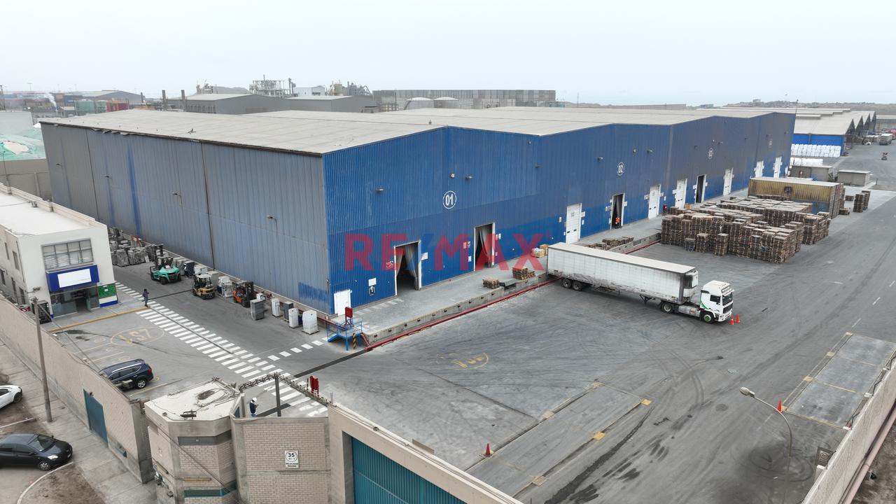 Venta De Local Industrial En Oquendo - 2