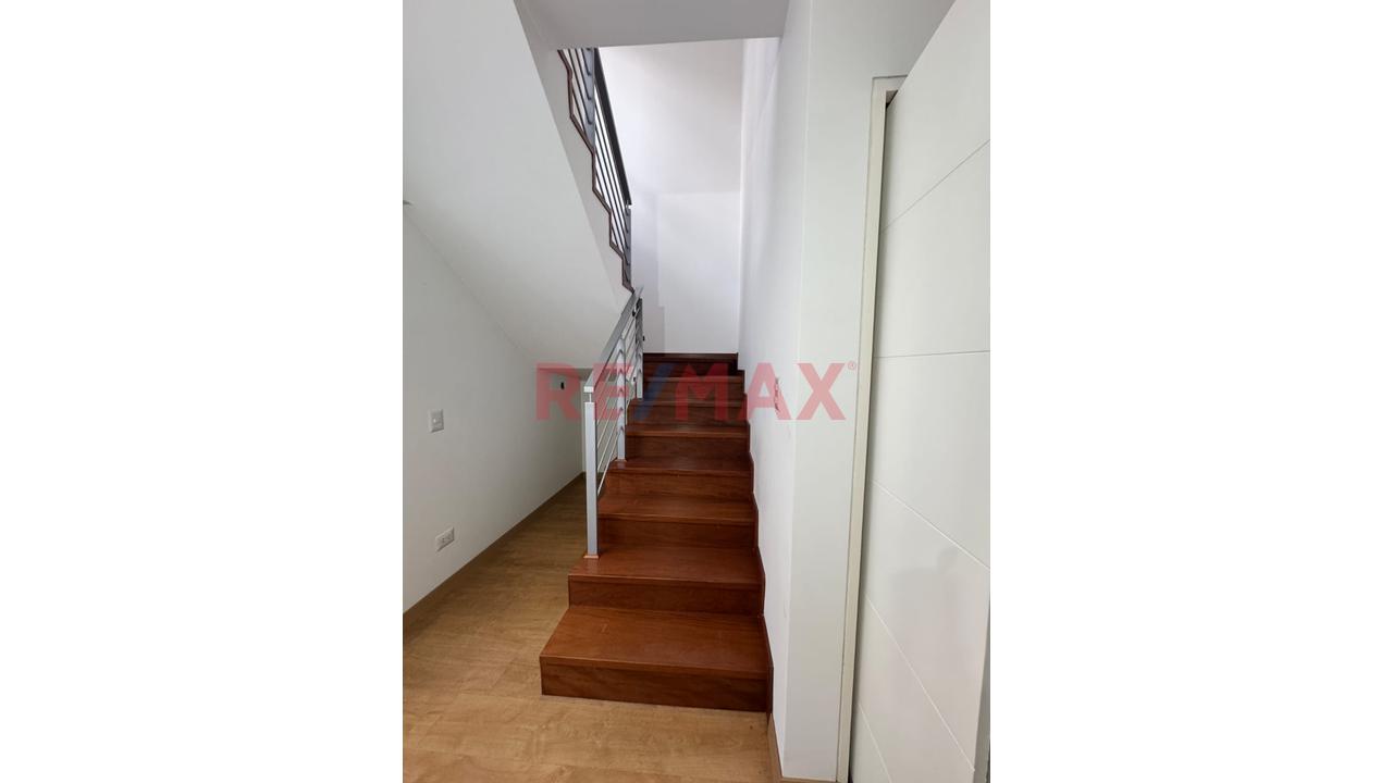 Dúplex En Venta En Lince De Estreno Con Cochera Y Depósito Sin Alcabala - 8