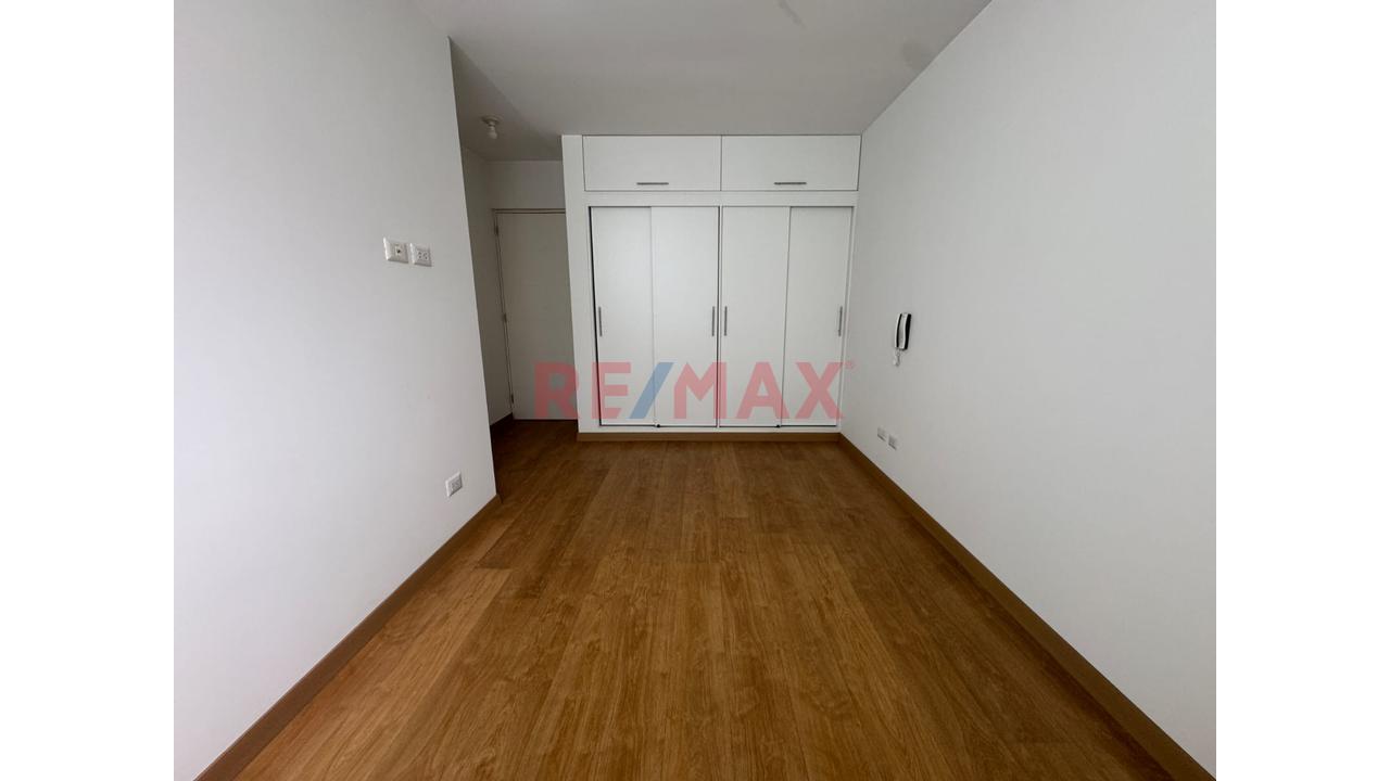 Dúplex En Venta En Lince De Estreno Con Cochera Y Depósito Sin Alcabala - 9
