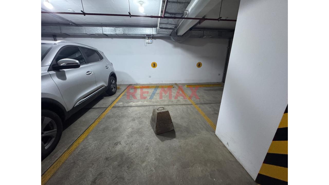 Dúplex En Venta En Lince De Estreno Con Cochera Y Depósito Sin Alcabala - 3