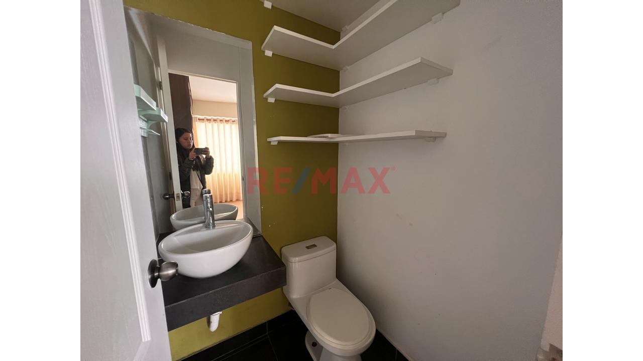 Se Vende Dúplex Moderno + Estacionamiento + Excelente Ubicación. - 12
