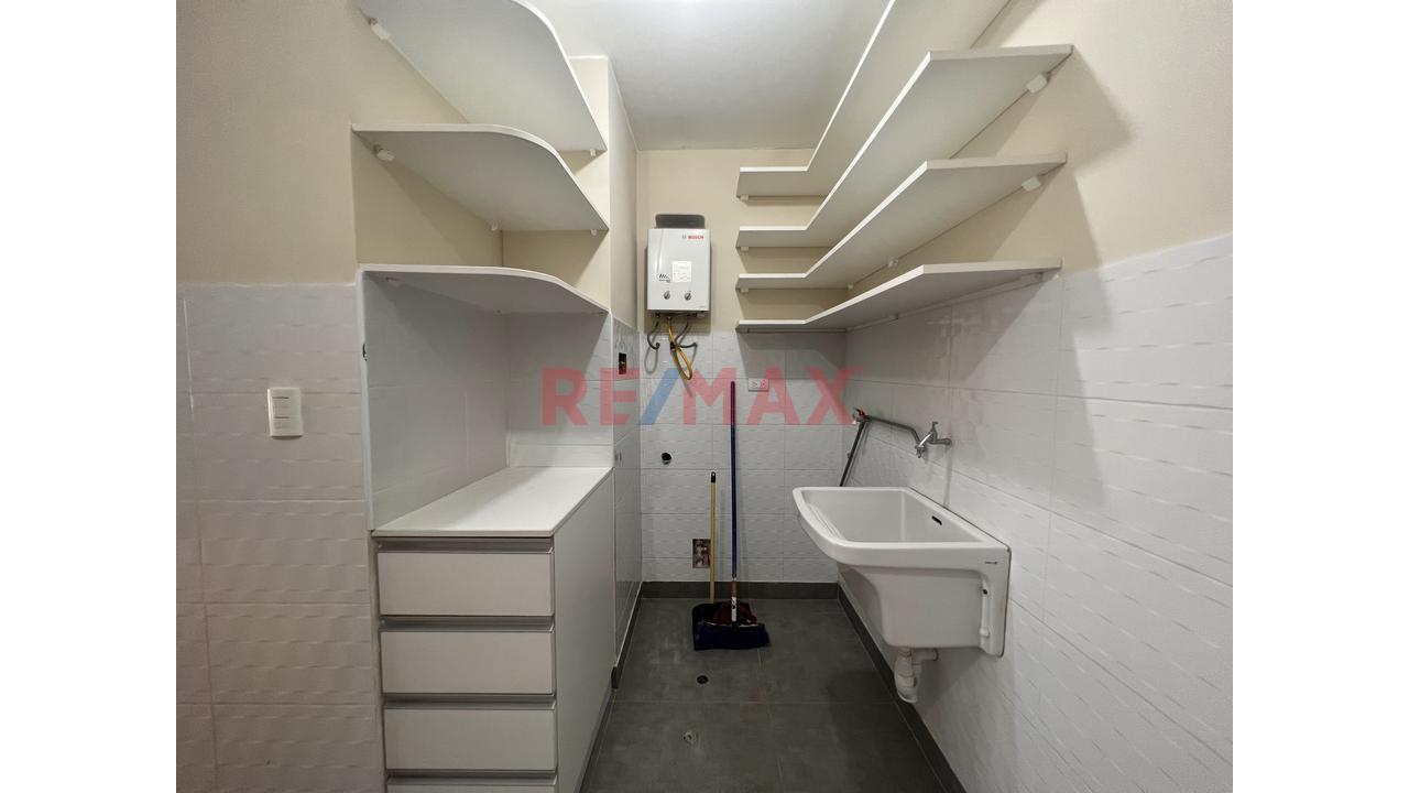 Se Vende Dúplex Moderno + Estacionamiento + Excelente Ubicación. - 8