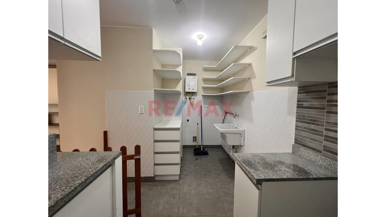 Se Vende Dúplex Moderno + Estacionamiento + Excelente Ubicación. - 4