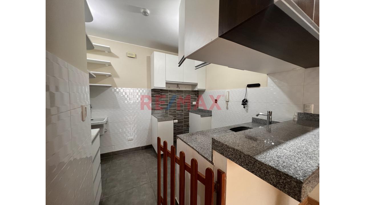 Se Vende Dúplex Moderno + Estacionamiento + Excelente Ubicación. - 5