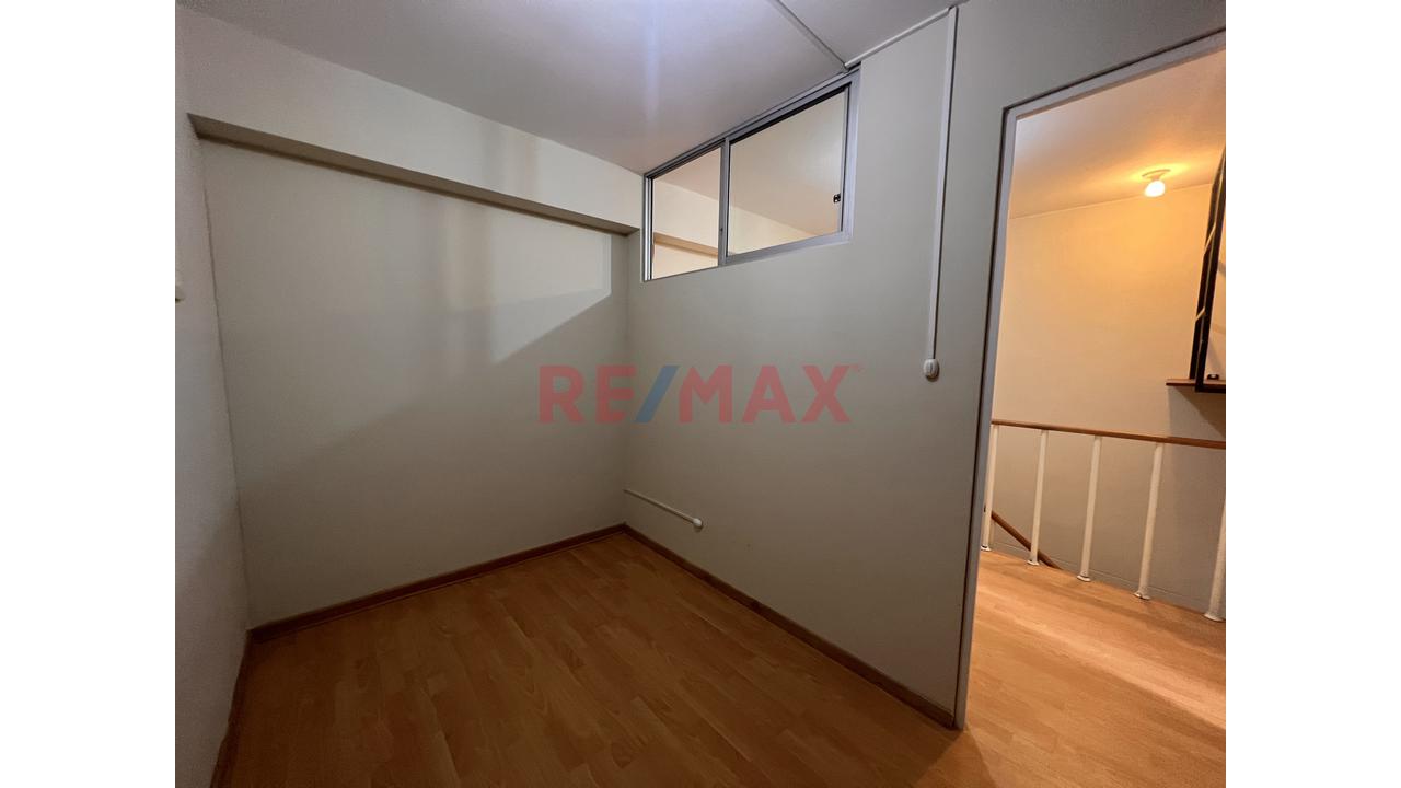 Se Vende Dúplex Moderno + Estacionamiento + Excelente Ubicación. - 14