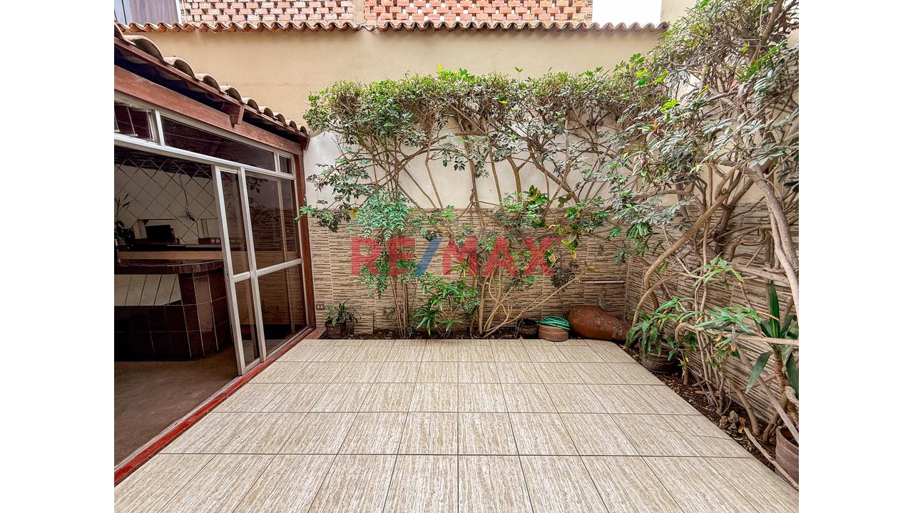 Venta De Amplia Casa En Surco Urb. Benavides - 6