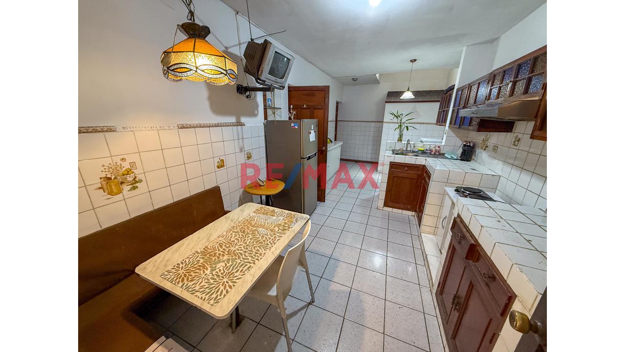 Venta De Amplia Casa En Surco Urb. Benavides - 8