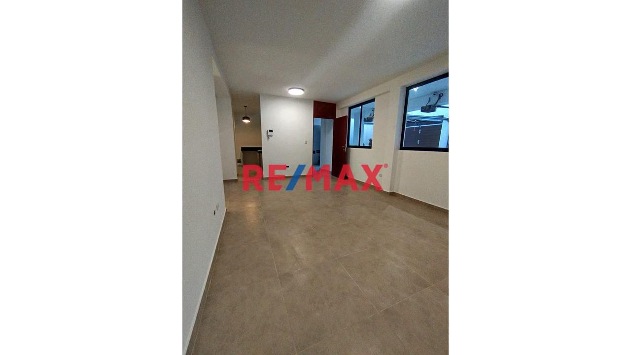 Venta De Departamento De Estreno En Primer Piso