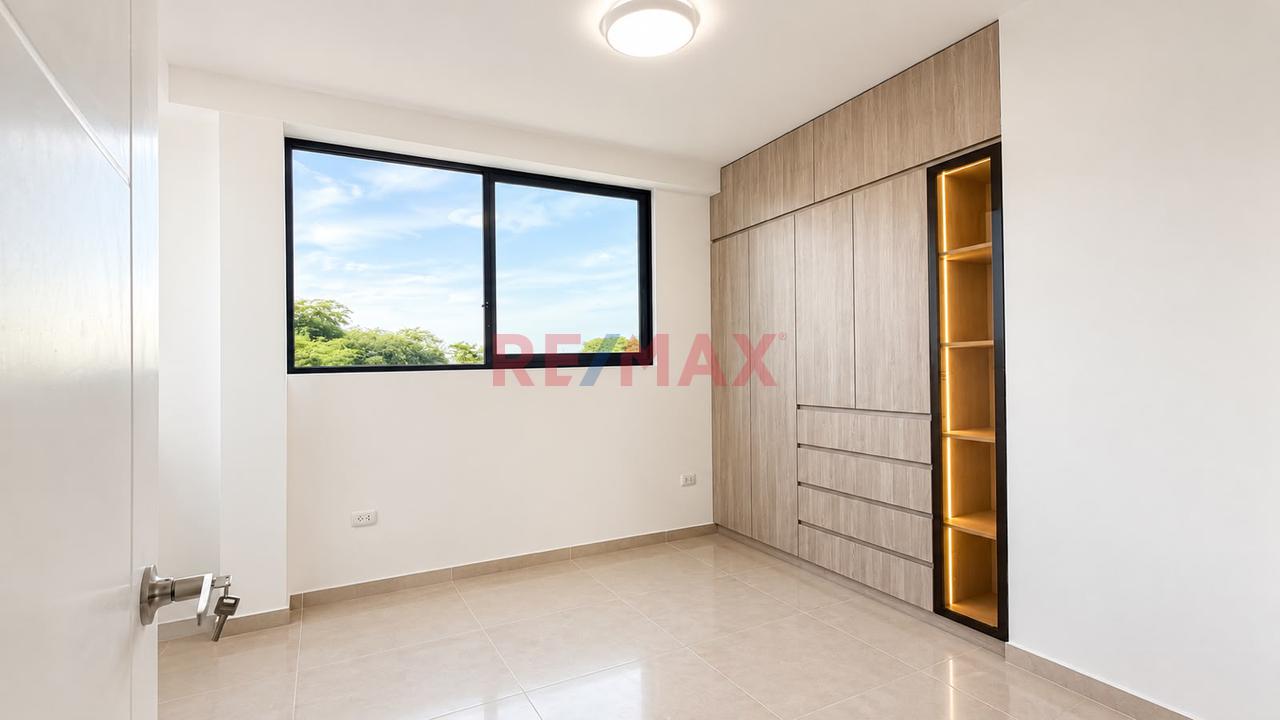 Venta De Departamento De Estreno En Cuarto Piso Con Ascensor — foto 9