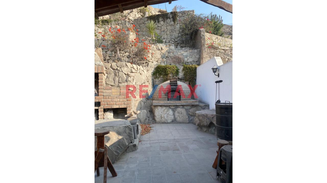 Casa de 6 dormitorios en La Molina, 615 m² — foto 2