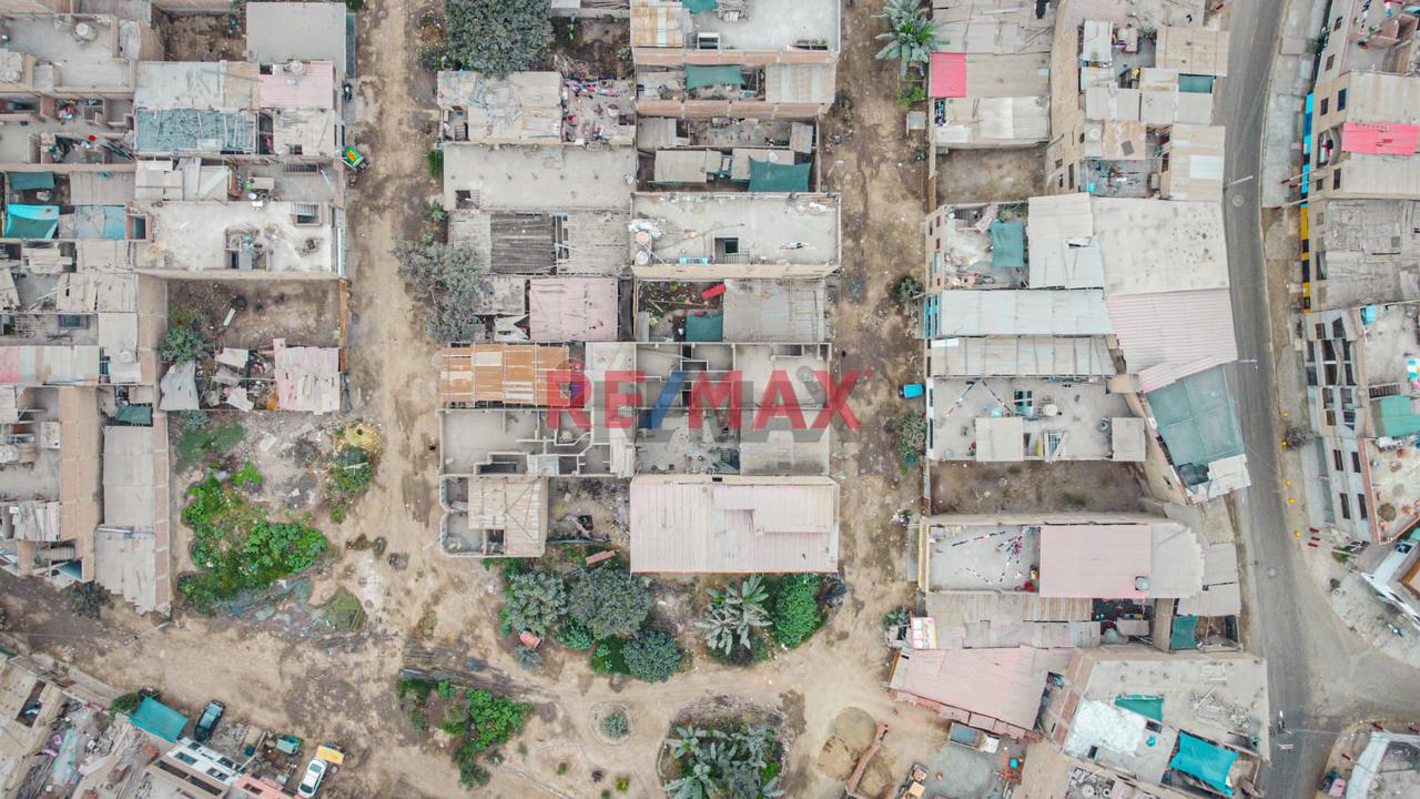 Casa En Venta Con Cochera Y Local - 5