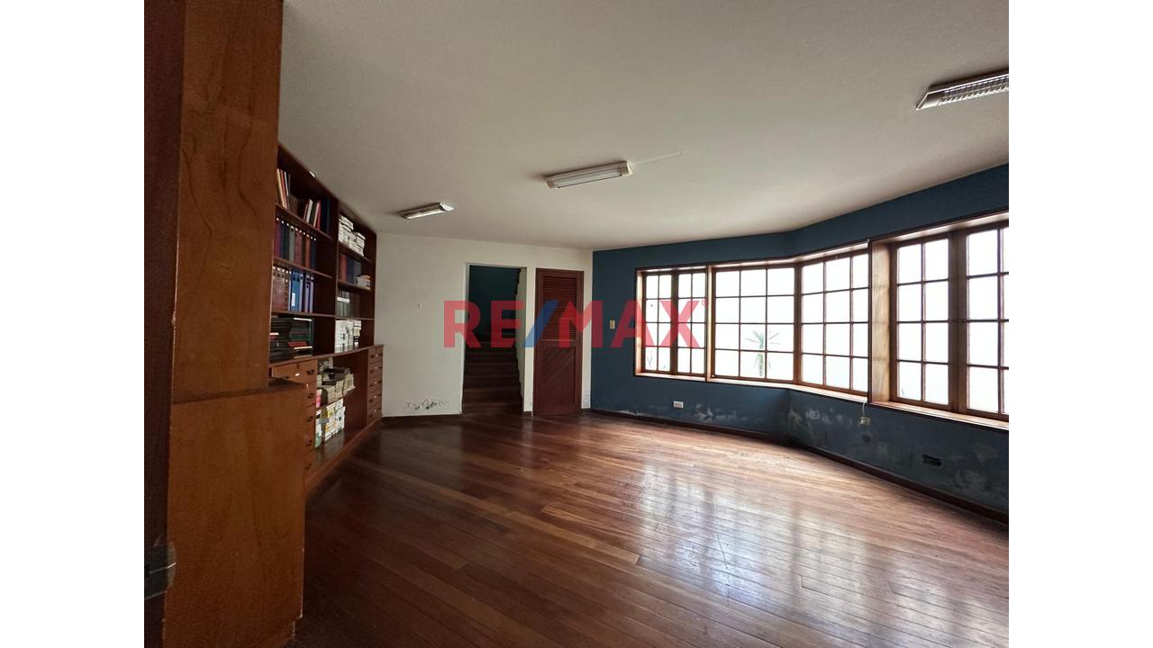 Oportunidad Única !! Vendo Linda Casa En La Punta Con Dos Frente Y Una Hermosa Vista Desde La Playa Arenilla Hasta Chorrillos !! — foto 9