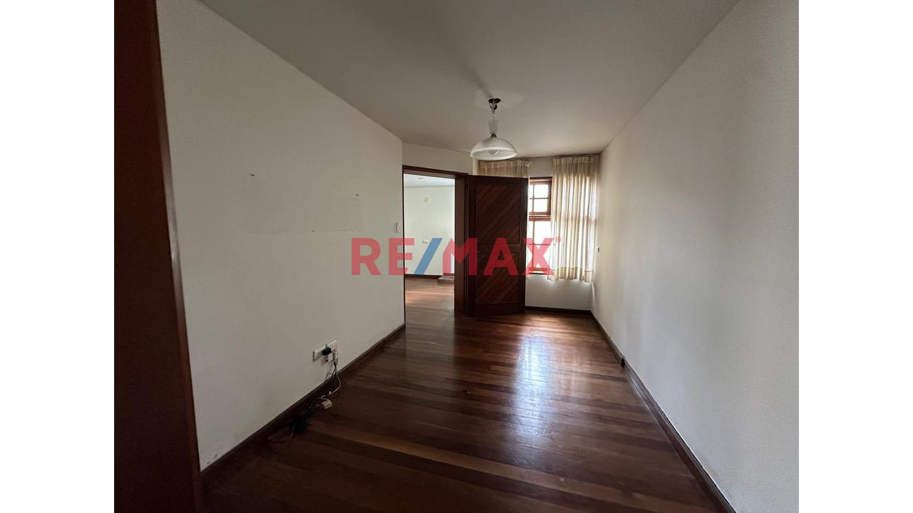 Oportunidad Única !! Vendo Linda Casa En La Punta Con Dos Frente Y Una Hermosa Vista Desde La Playa Arenilla Hasta Chorrillos !! - 19