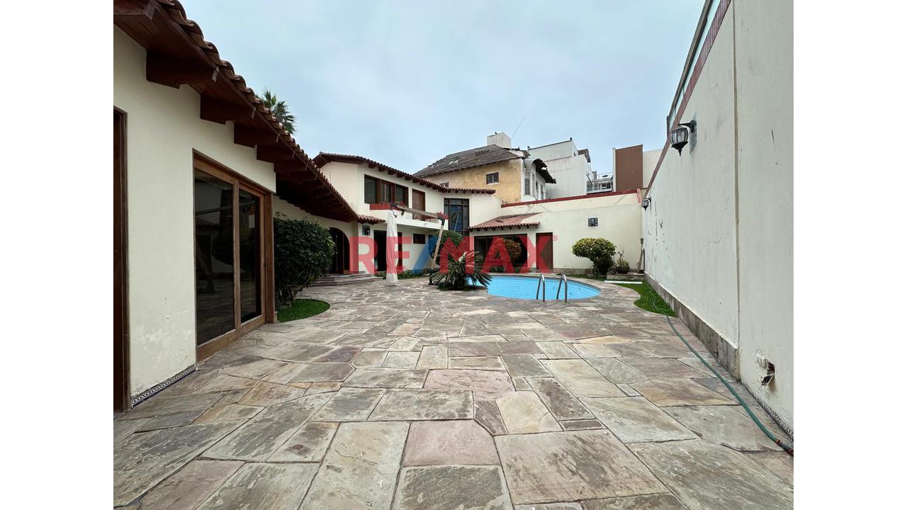 Oportunidad Única !! Vendo Linda Casa En La Punta Con Dos Frente Y Una Hermosa Vista Desde La Playa Arenilla Hasta Chorrillos !! — foto 7