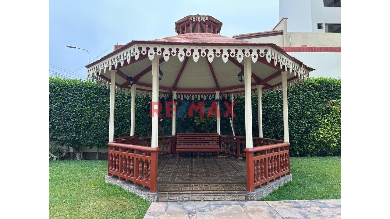 Oportunidad Única !! Vendo Linda Casa En La Punta Con Dos Frente Y Una Hermosa Vista Desde La Playa Arenilla Hasta Chorrillos !! — foto 6