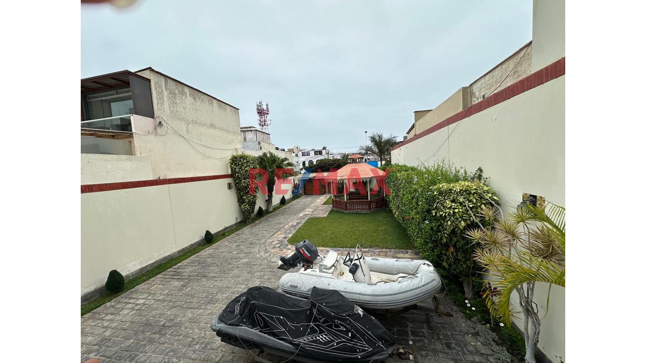 Oportunidad Única !! Vendo Linda Casa En La Punta Con Dos Frente Y Una Hermosa Vista Desde La Playa Arenilla Hasta Chorrillos !! - 20