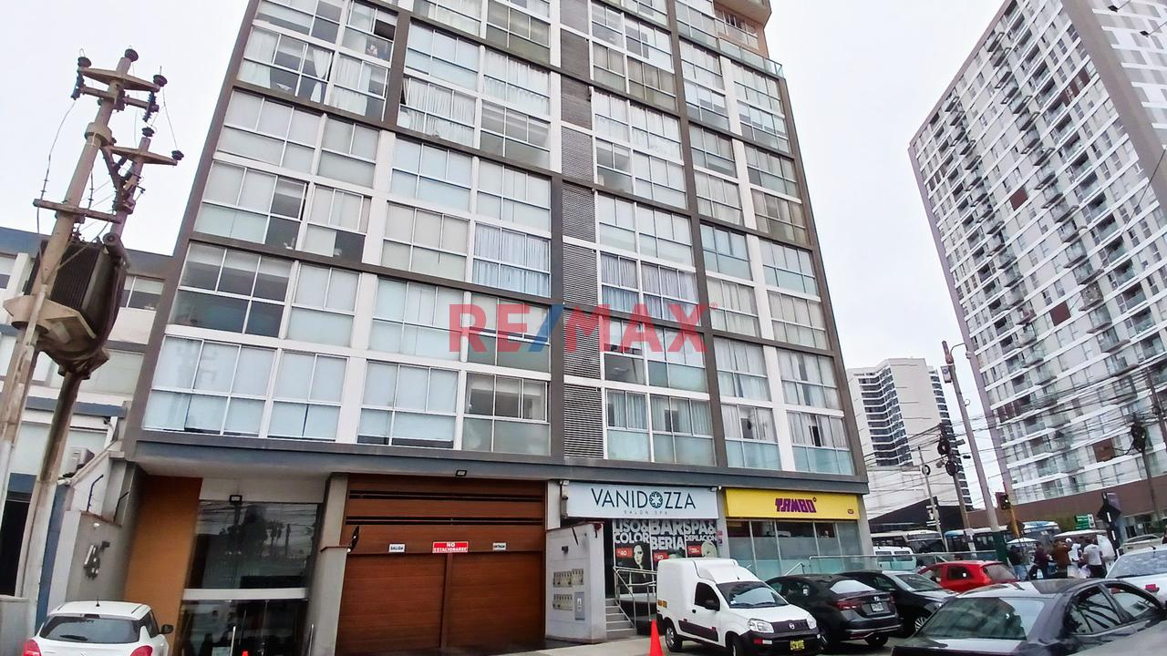 Departamento En Venta Calle Los Negocios Límite Con San Isidro