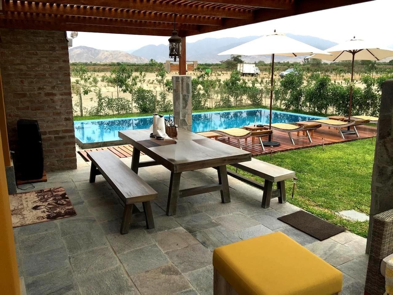 Venta De Casa De Campo - En Lomas De Asia