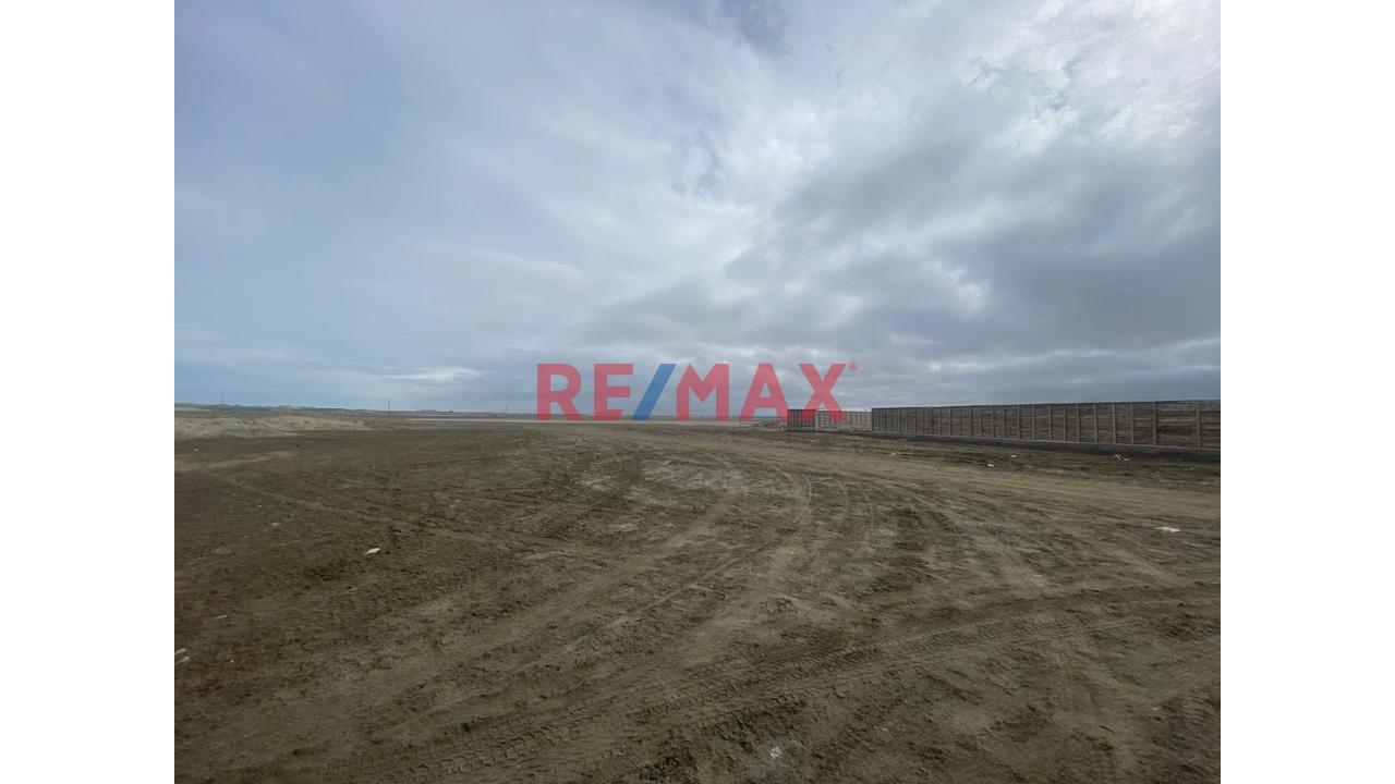 Terreno De 1500 M2 En Venta En Playa Colán - 8