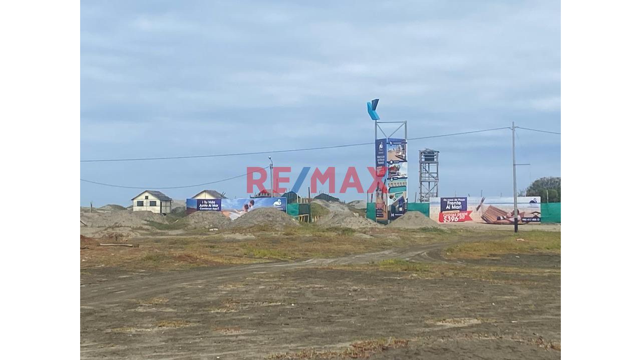 Terreno De 1500 M2 En Venta En Playa Colán - 4