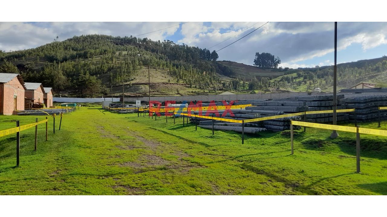 Venta Local Comercial Almacen Gigante En Izcuchaca - 4