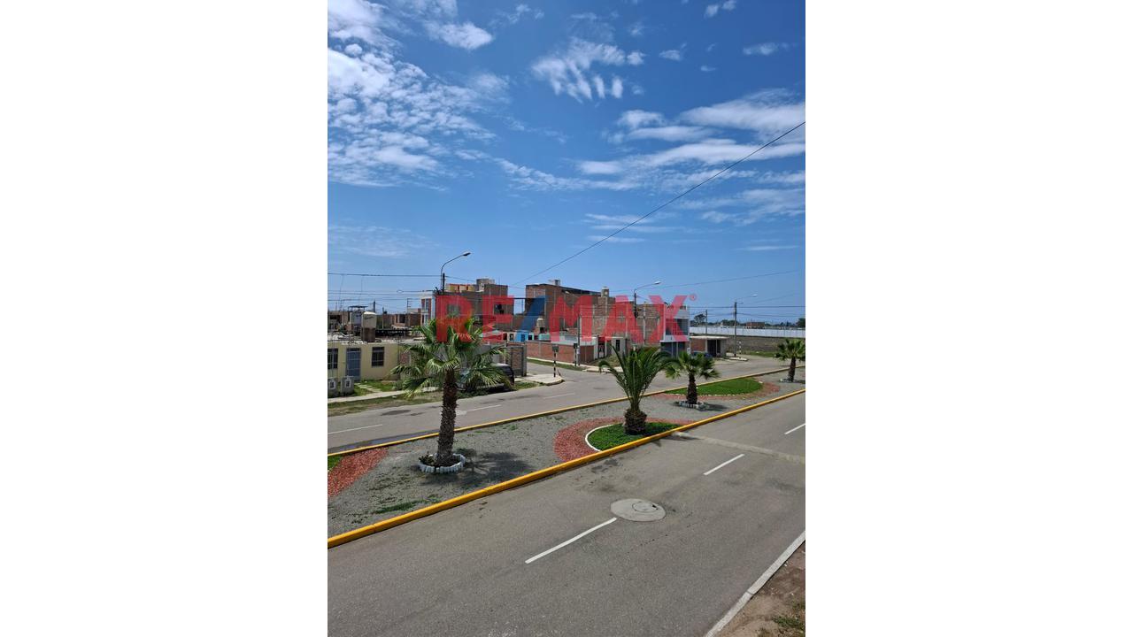 Amplio Local comercial ubicado en Pimentel Amplio Local comercial ubicado en Pimentel